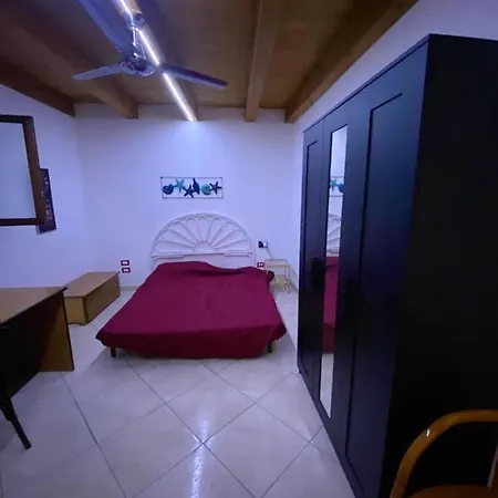 Vakantiehuis 4 Bedrooms House With View Balcony And Wifi At 5 Km Away From The Beach