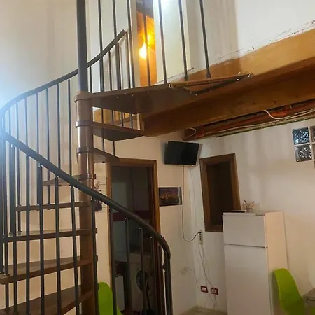 4 Bedrooms House With View Balcony And Wifi At 5 Km Away From The Beach Vakantiehuis *